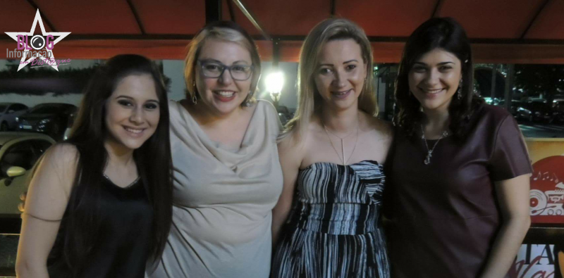 Rafaela Vitiello, Helga Takeno, Elisa Castilho e eu