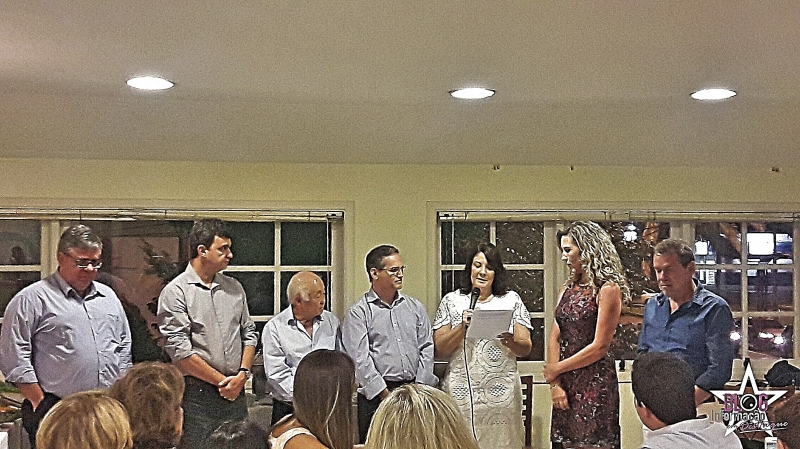 Discurso de Silvia Cervo junto com as autoridades homenageando a Dra Ana Bittencourt Baroni