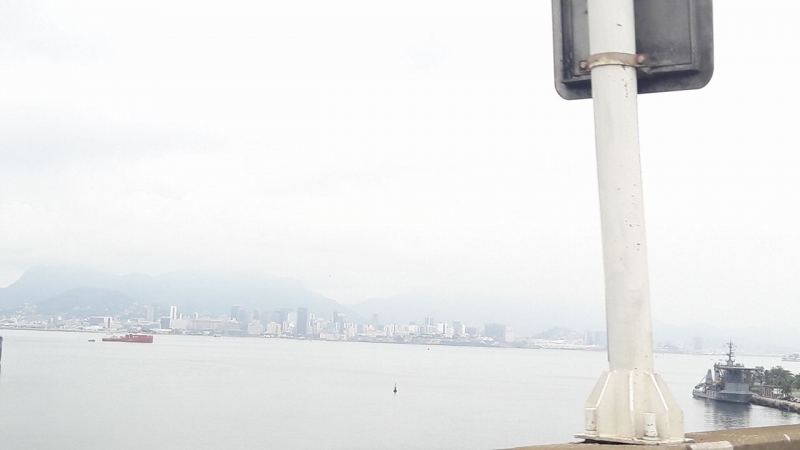Vista do Rio de Janeiro da Ponte Rio-Niterói