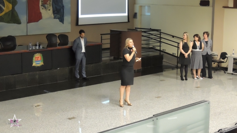 Organizadoras do evento na abertura da palestra