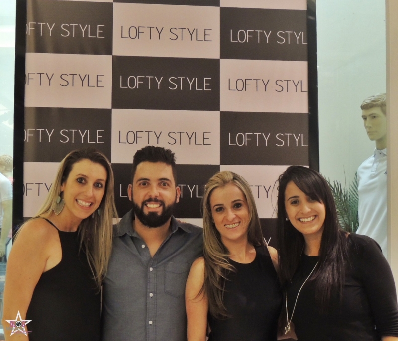 Equipe da Lofty Style - Camila Ortiz (dona), Fernando Candiotti (gerente), Sol Santana (supervisora) e Kelly Sales (marketing)