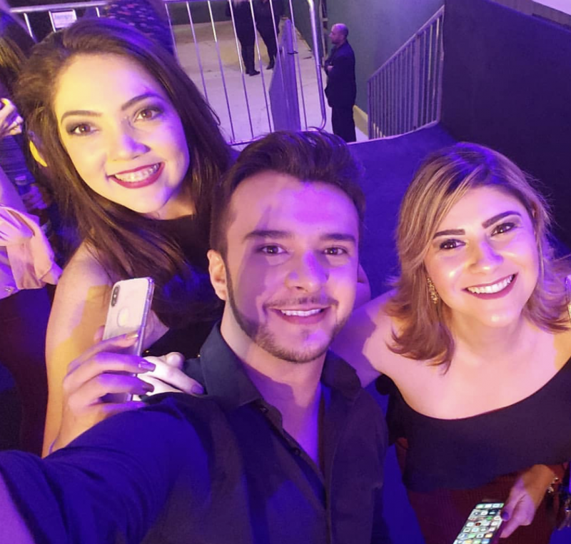 Blogueira Daniela Comitre, jornalista e digital influencer Anderson Zanchin e eu 